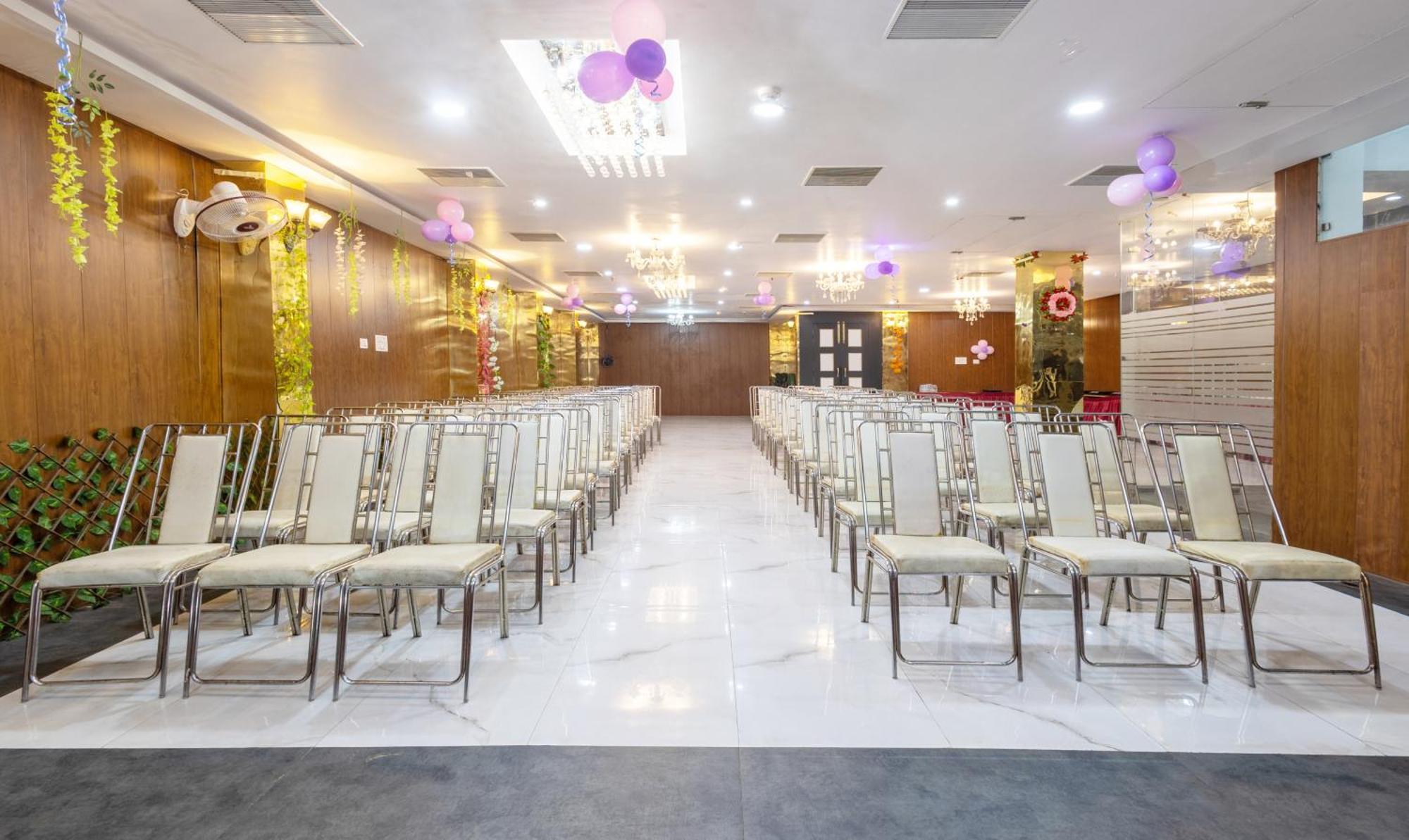 Treebo Shakuntalam, Near Lucknow Airport 호텔 외부 사진